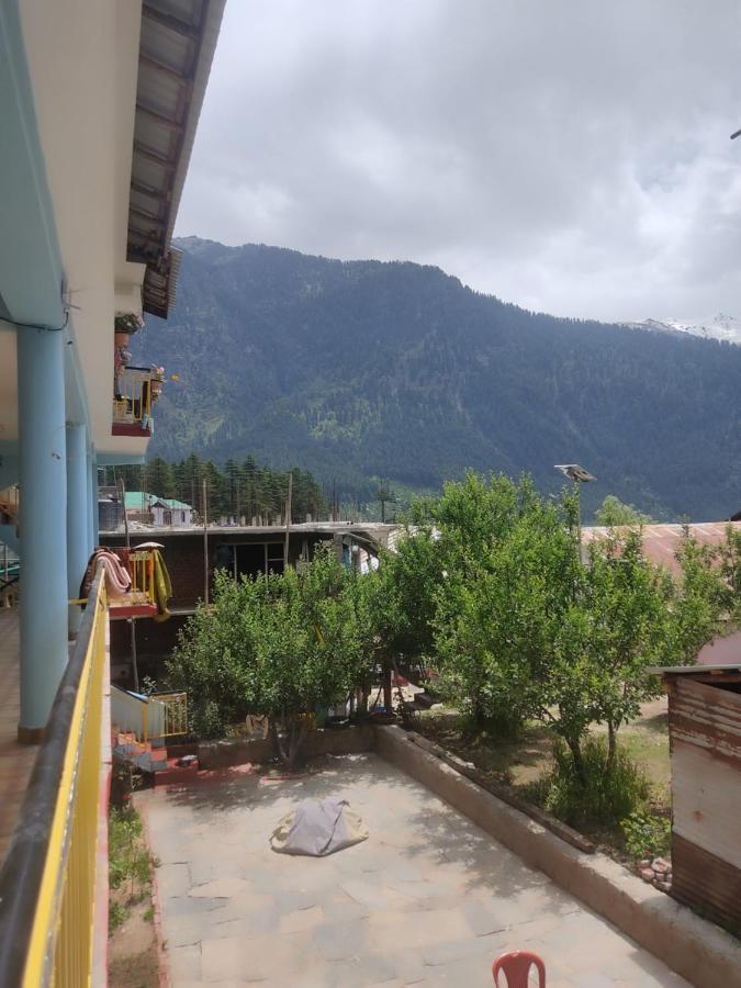 Woods Inn Mountain View Manali Eksteriør bilde